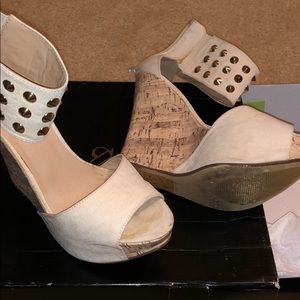 Wedge sandals